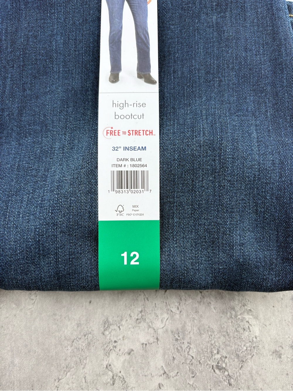 Women’s wrangler high rise boot cut stretch jeans size 12 32” inseam new - Picture 3 of 5